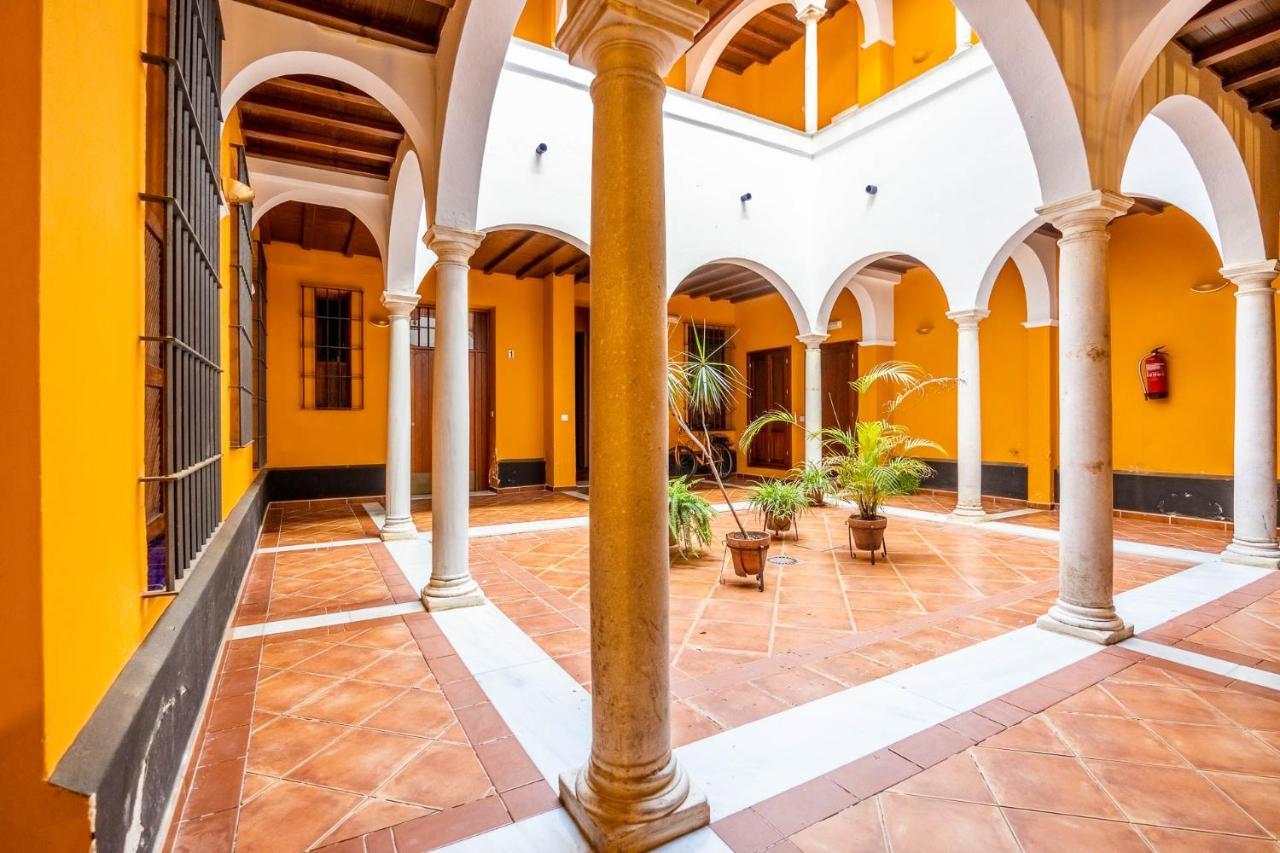 Palacios Malaver Suite Home Seville Exterior photo