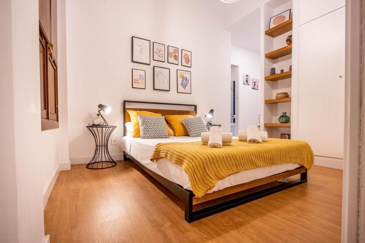 Palacios Malaver Suite Home Seville Exterior photo
