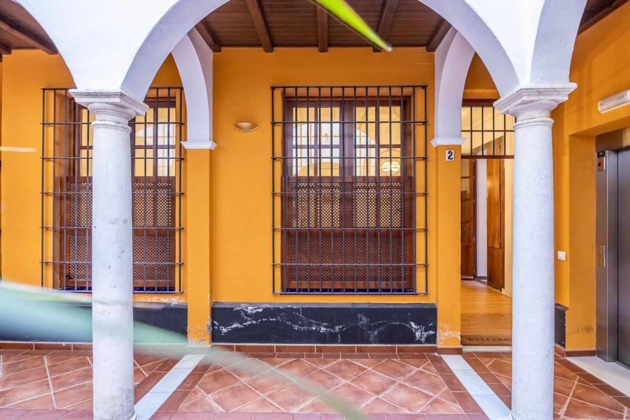 Palacios Malaver Suite Home Seville Exterior photo