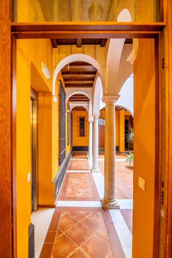 Palacios Malaver Suite Home Seville Exterior photo